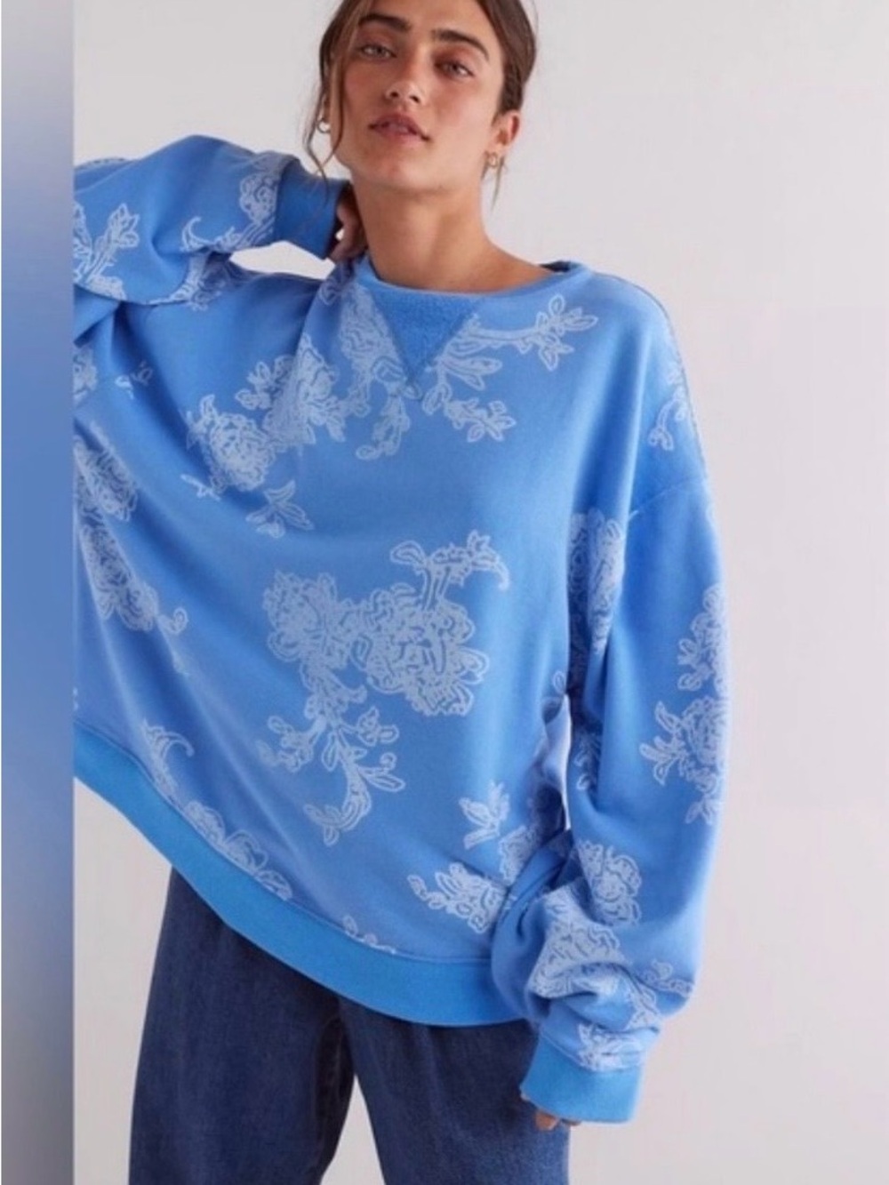 Free People- Blue Floral Print Women's Sweatshirt